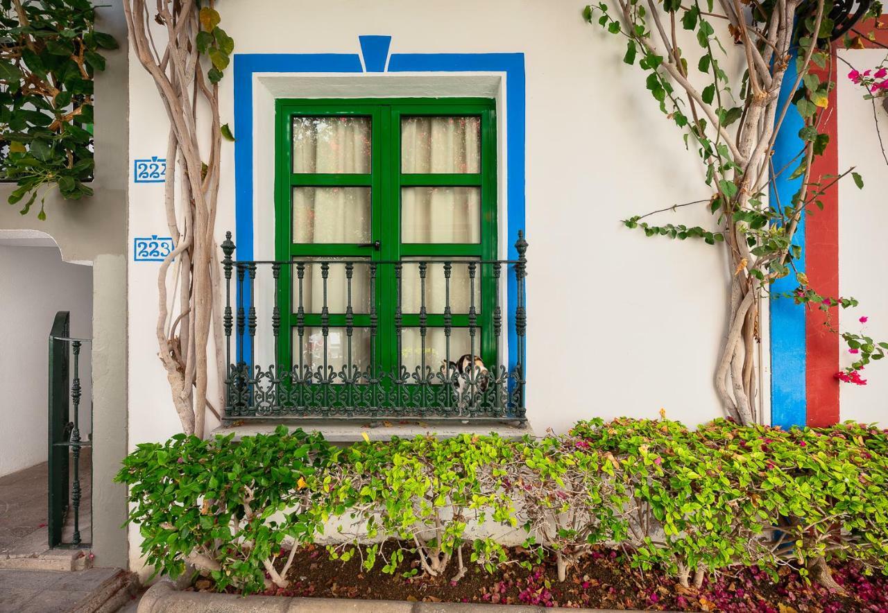 Apartamentos Livvo Puerto De Mogan Exterior foto